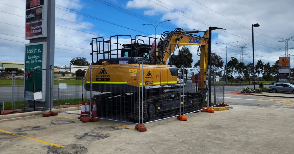 21 Tonne Excavator Hire Perth